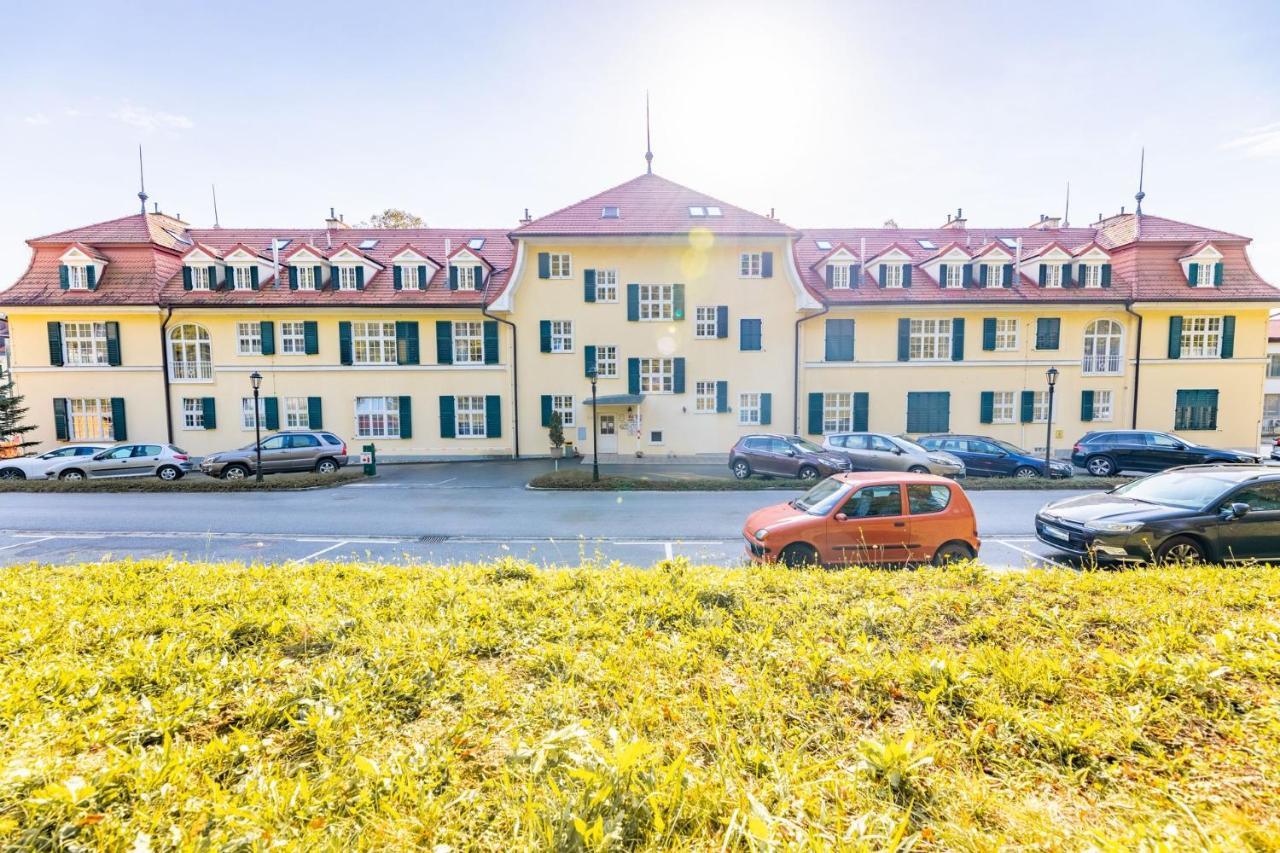 רוגאסקה סלאטינה Apartment Vila Golf מראה חיצוני תמונה